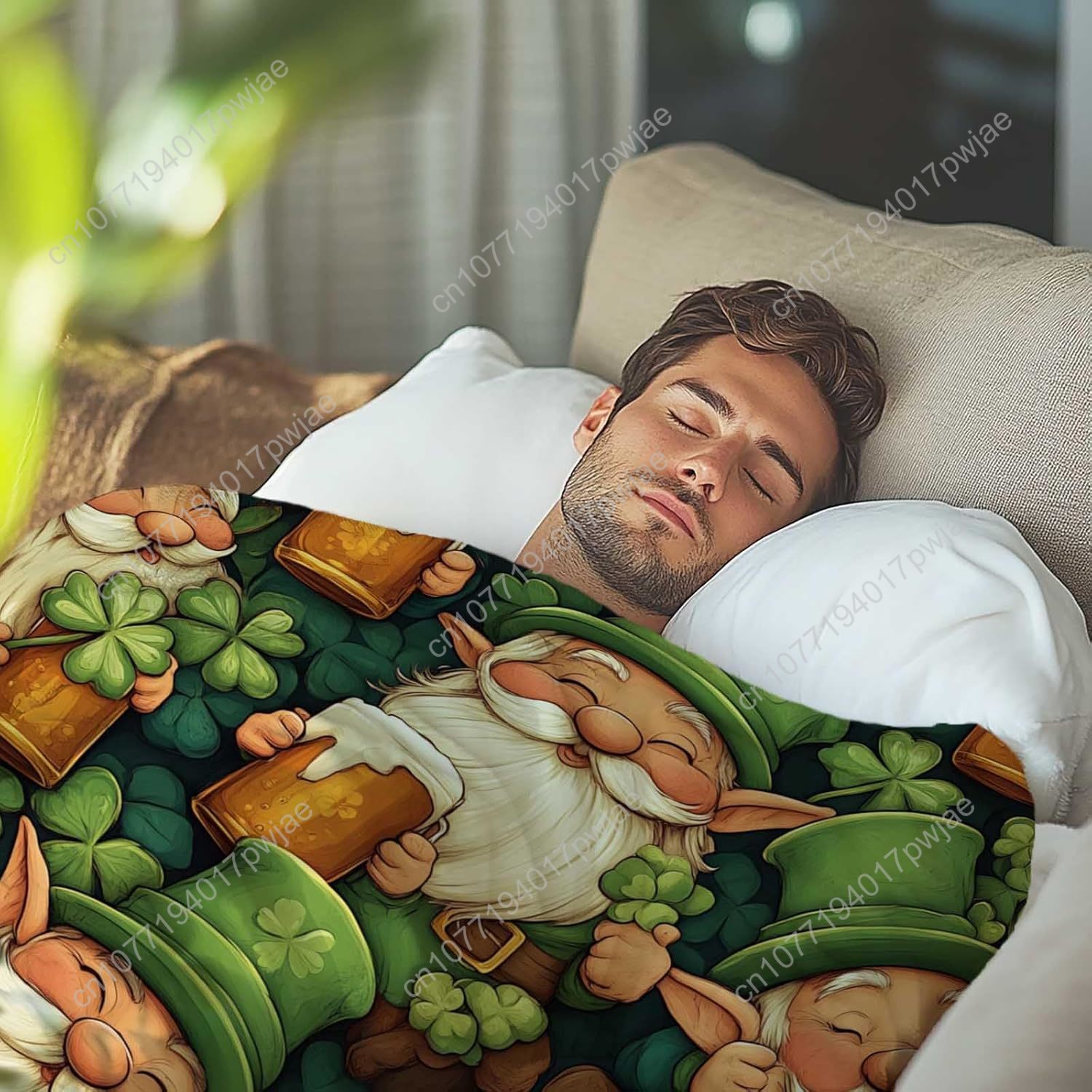 St. Patrick’s Day Gnome Throw  - огляд і ціна Home Textiles & Furnishings